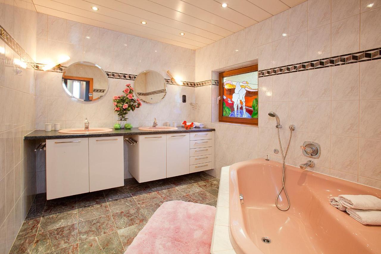 Familienferienhaus Florentine Längenfeld Екстериор снимка